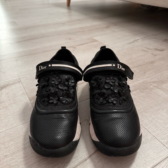 Dior authentic size 38/5 run small, leather - Picture 3 of 7